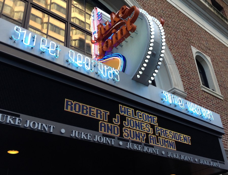 Nice touch to welcome the president.