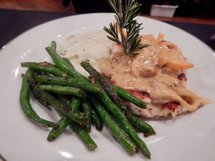 Gourmet Guys: Rustic curry chicken with garlic green beans and cauliflower mash